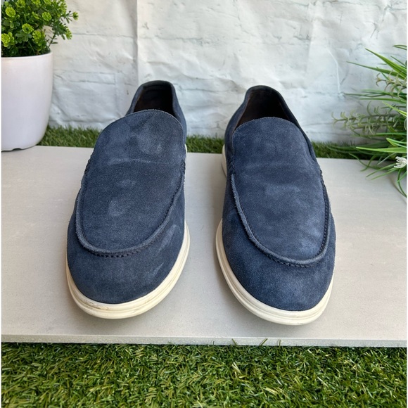 To Boot New York
ADAM DERRICK
Cassidy Navy Slip On
$365men size 11.5 gently used - Picture 8 of 16